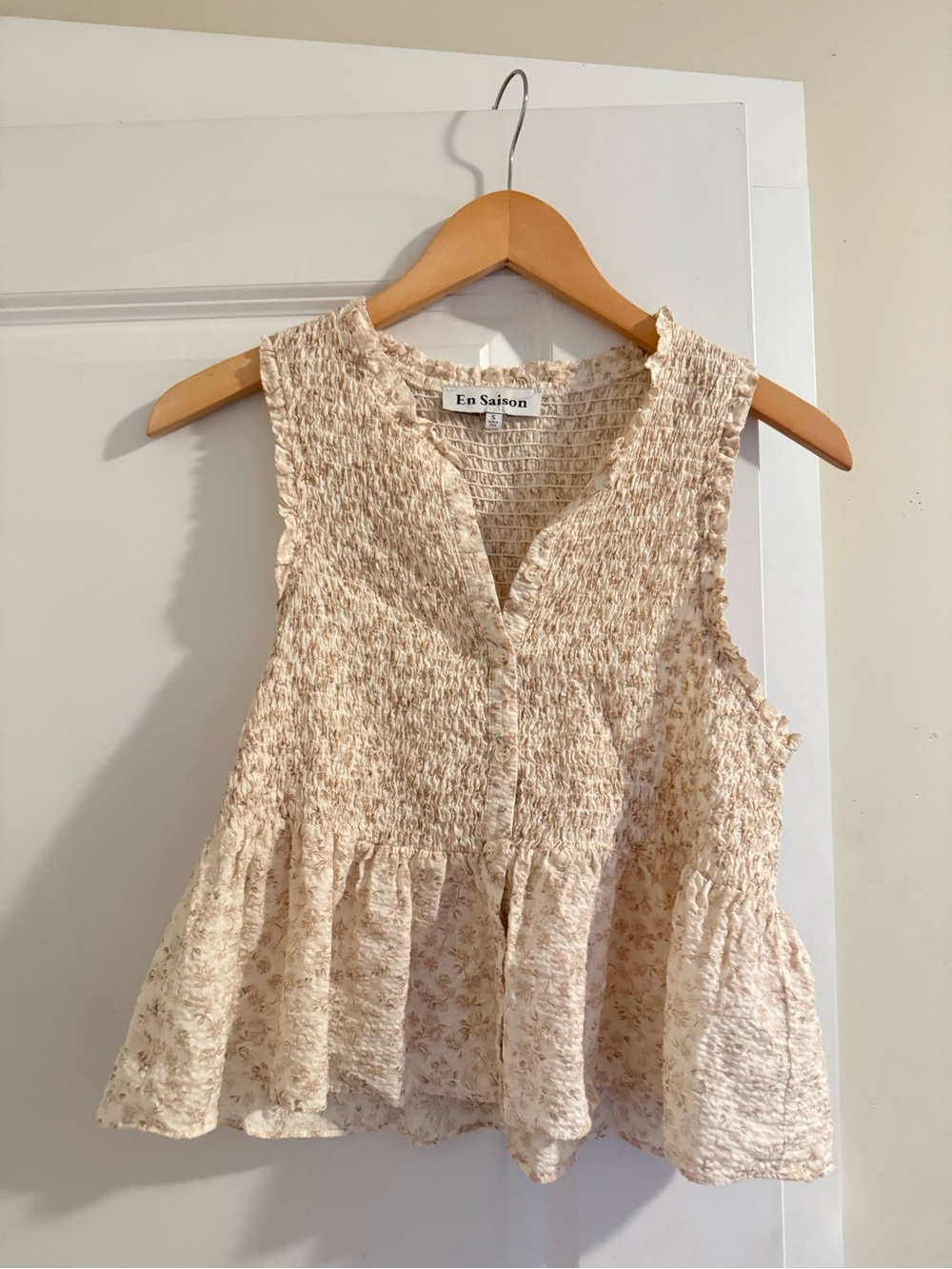 En Saison Cream Floral Smocked Peplum Tank Top